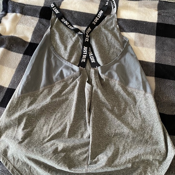 Nike Women’s Dri-fit Tank Grey Large - Picture 1 of 4